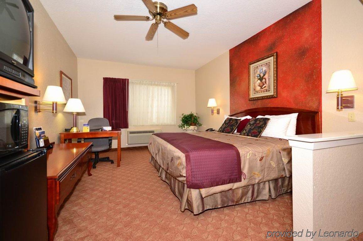 Best Western Plus Northwest Inn And Suites Houston Room photo